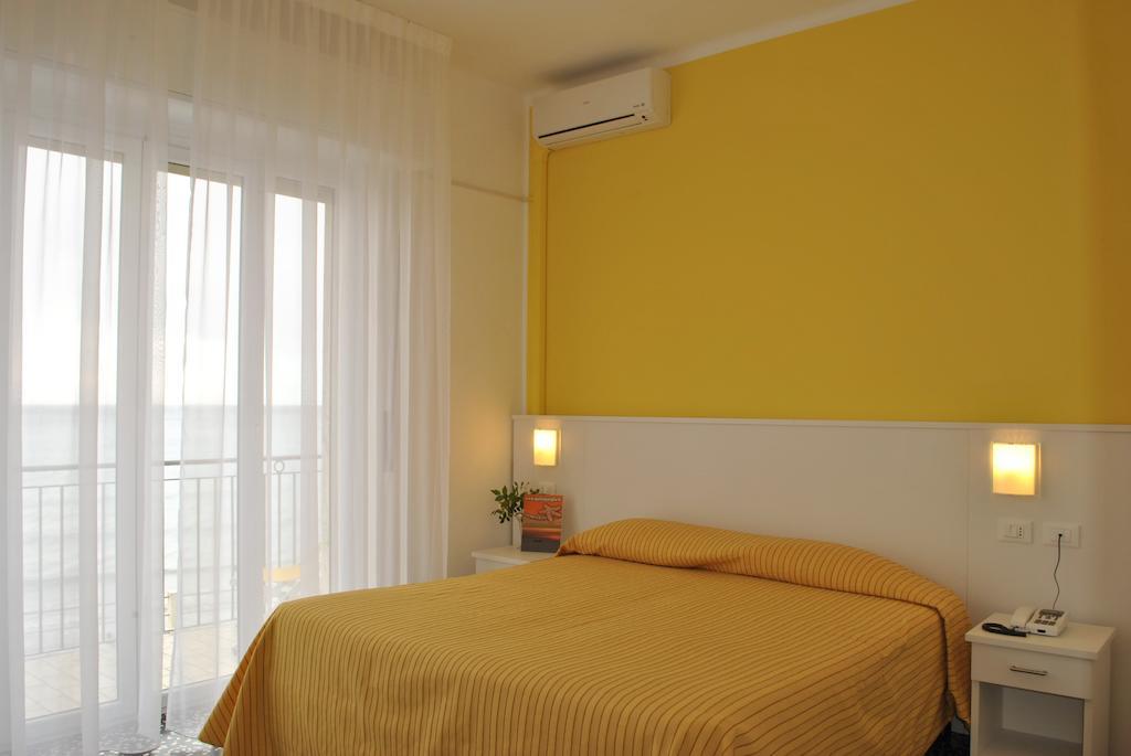 Hotel Bristol Laigueglia Luaran gambar