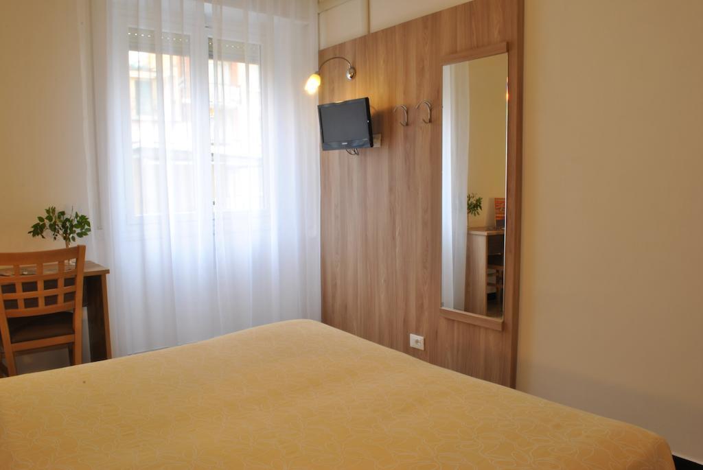 Hotel Bristol Laigueglia Bilik gambar