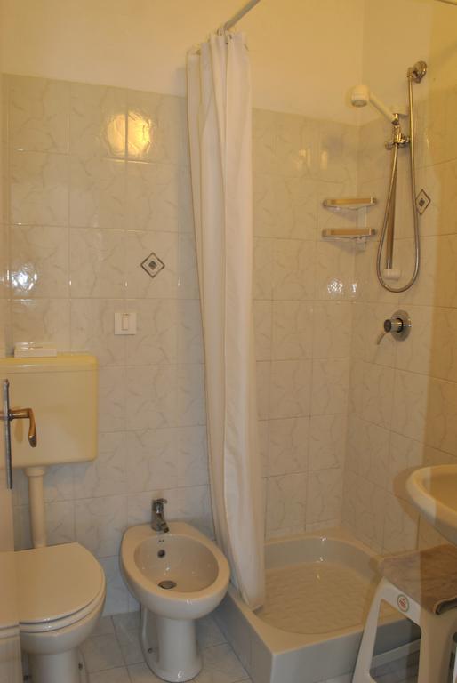 Hotel Bristol Laigueglia Bilik gambar