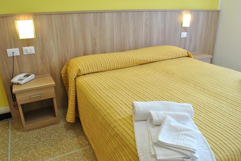Hotel Bristol Laigueglia Luaran gambar